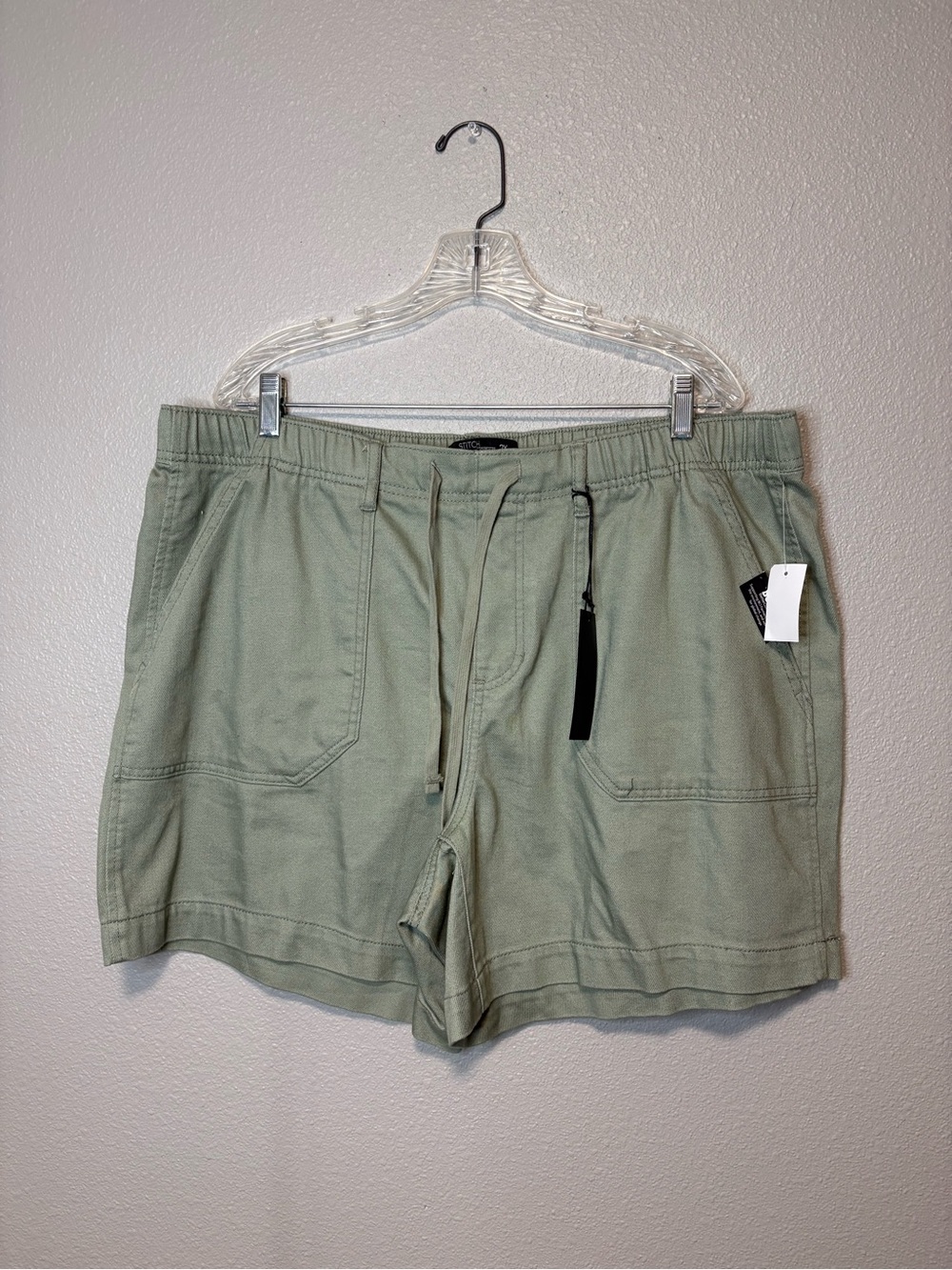 Stitch Star Olive Green Drawstring Shorts NWT Size 2X Plus